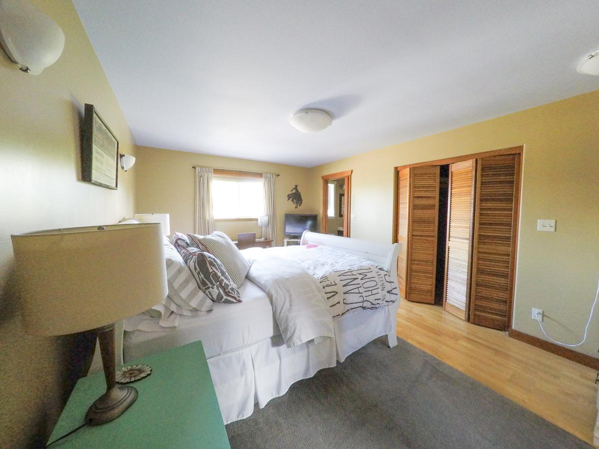 Money Pennies Bed And Breakfast แคมป์เบลล์ริเวอร์ ภายนอก รูปภาพ